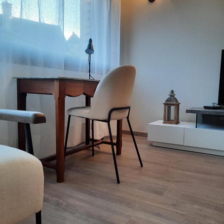 Appartement 50m du centre historique - Two-Bedroom Apartment - 8