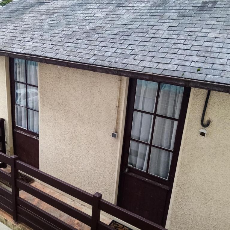 HERM'S Petite maison atypique et cour privative - - Maisonette - 18