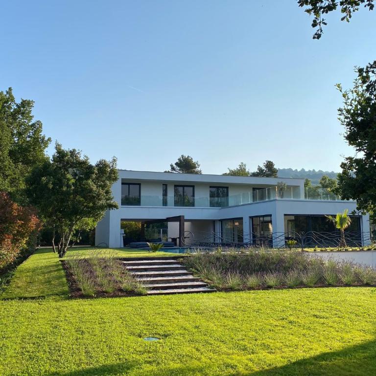 La Villa Blanche - Villa - 14