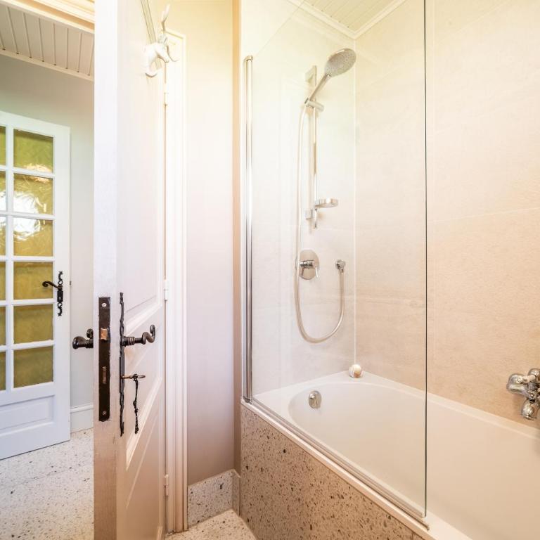 Chalet La Rose de Clairiere Morzine - BY EMERALD STAY - Five-Bedroom House - 50