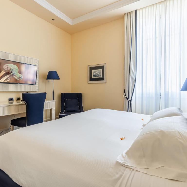 HOTIDAY Room Collection - Livorno Mascagni - Camera Matrimoniale Standard - 6