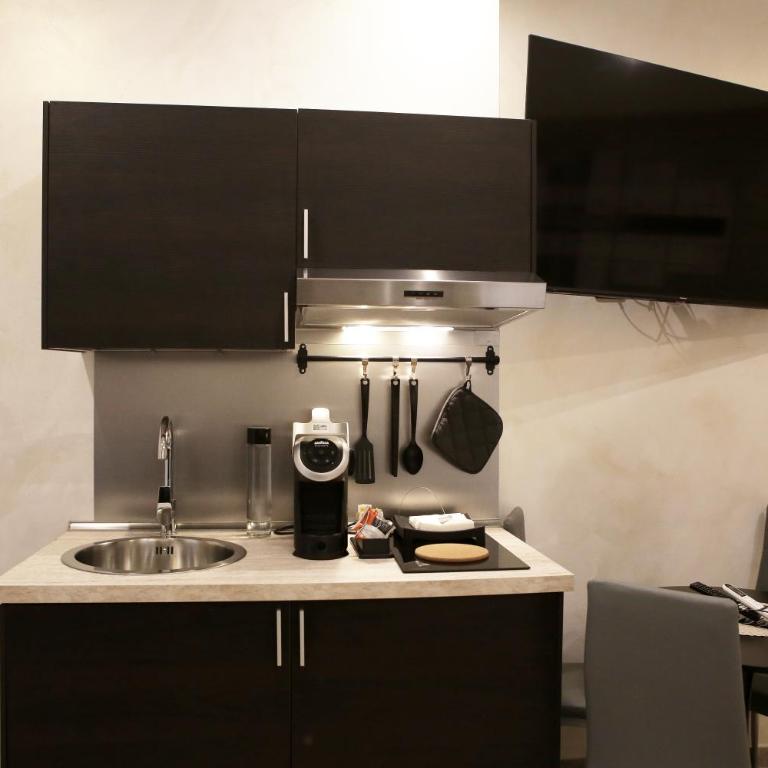 Jadore Monic - Camera Quadrupla con Bagno Privato - 2