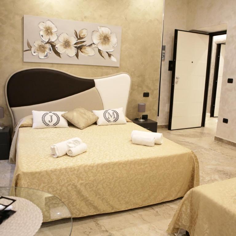 Jadore Monic - Camera Tripla con Bagno Privato - 7