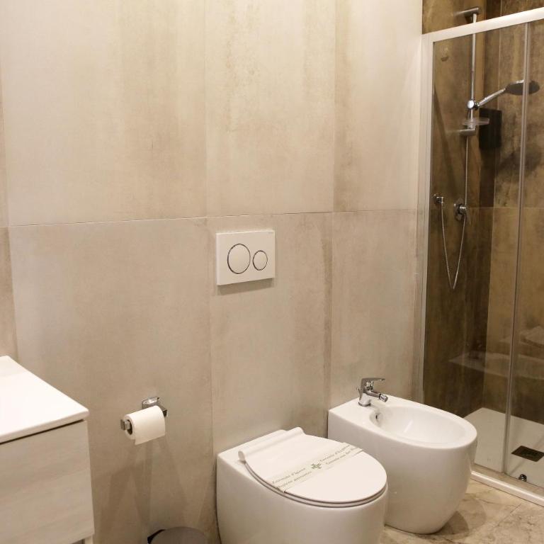 Jadore Monic - Camera Tripla con Bagno Privato - 11