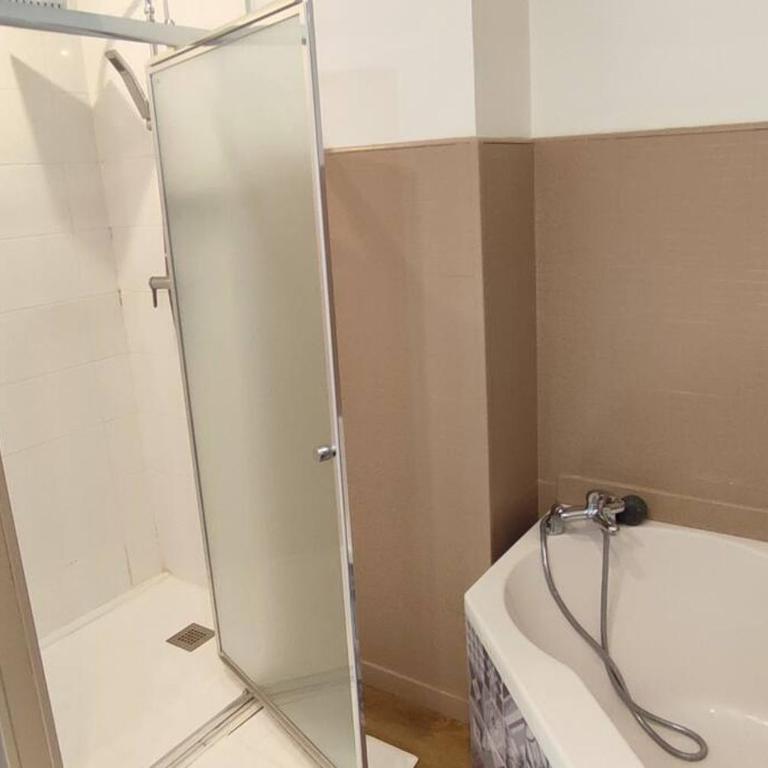 Duplex-4 pers-Clim-Stat gratuit-5mn Centre ville - Appartement 2 Chambres - 5