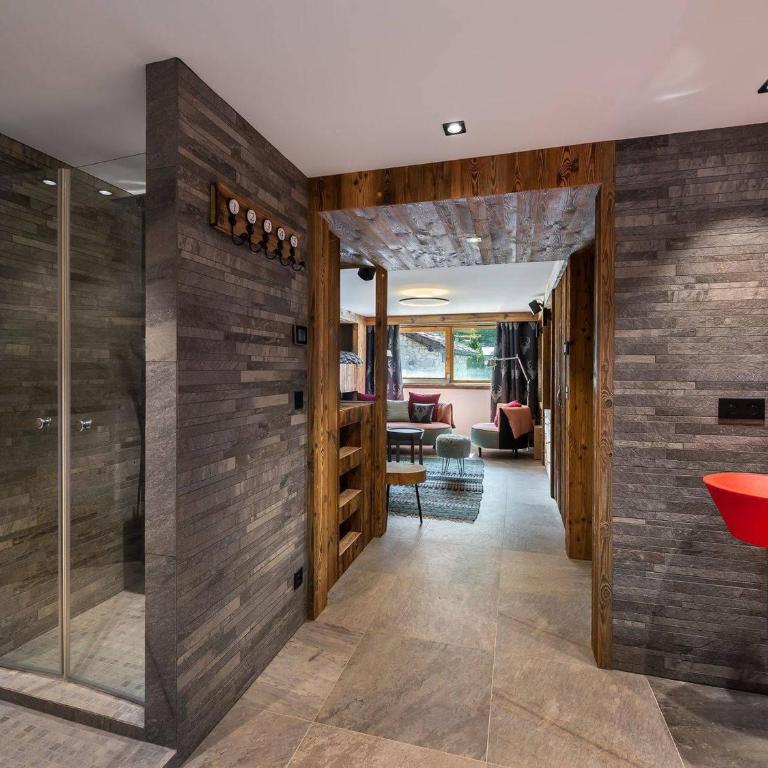 Chalet de luxe familial à Val d'Isère avec spa, proche des pistes et équipements premium - FR-1-567-72 - Chalet (Capacité de 14 Adultes) - 10