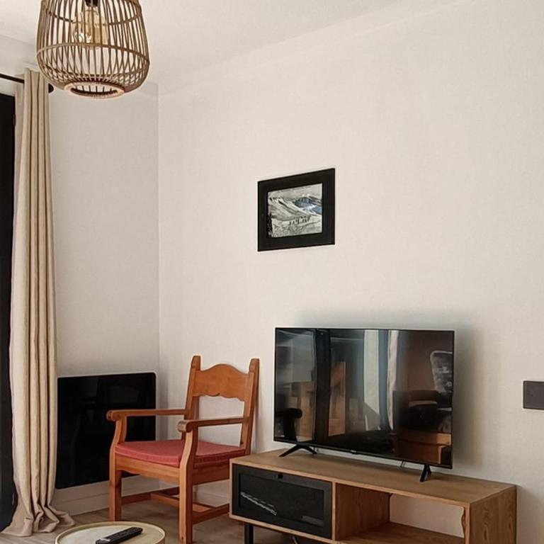 Appartement rénové 2 pièces pour 4 personnes, idéalement situé près des pistes et commerces - FR-1-265-322 - Apartamento (4 adultos) - 6