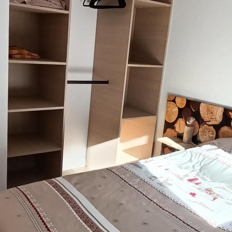 Appartement rénové 2 pièces pour 4 personnes, idéalement situé près des pistes et commerces - FR-1-265-322 - Apartamento (4 adultos) - 9