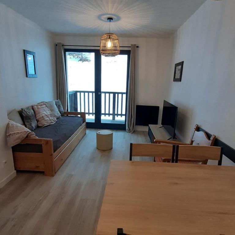 Appartement rénové 2 pièces pour 4 personnes, idéalement situé près des pistes et commerces - FR-1-265-322 - Apartamento (4 adultos) - 11