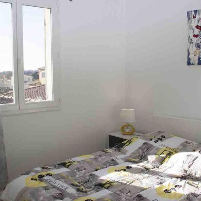 Gîte les coquelicots 2 Quartier résidentiel ( 2 * ) - Two-Bedroom House - 7