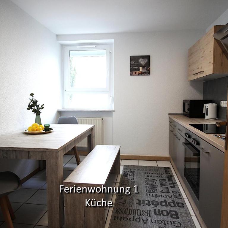 3 Zimmerwohnung in Würzburg nähe Uniklinik, free parking - Ferienwohnung Nr. 1 – mit 2 Schlafzimmern, einem Wohnzimmer und Parkmöglichkeiten an der Straße - 16