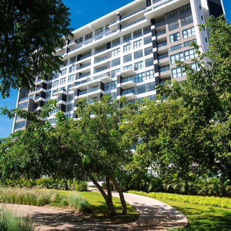 04063 New Deluxe Unit Signature Condominium US Consulate - Apartment - 42
