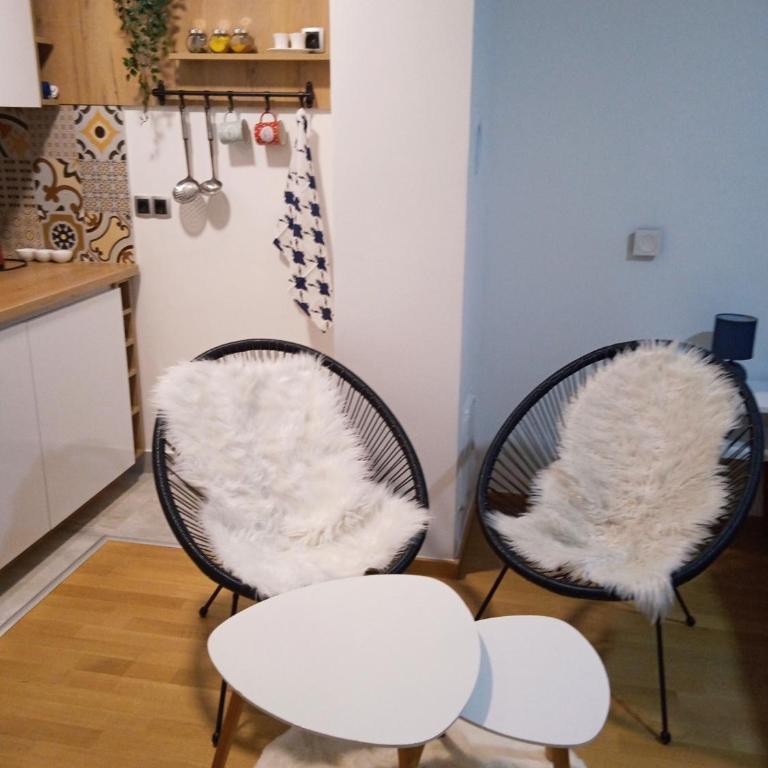 CityStay Studio - Modern stay with garage - Studio Apartment - 28