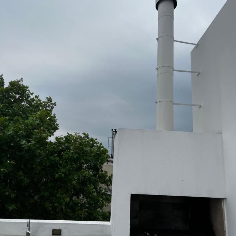 Departamento Entero con Terraza y Parrilla 3 ambientes - Apartamento de 2 dormitorios - 23