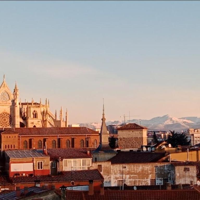 The View - Apartamento reformado con vistas a la Catedral by leonapartamentos - Apartamento de 2 dormitorios - 24