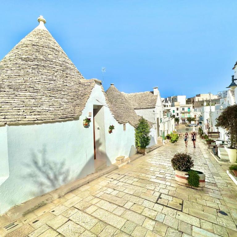 Trulli Moon - Two-Bedroom Trullo House with terrace - 5