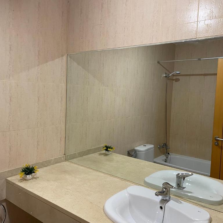 Castillo Holiday Home - Two-Bedroom House - 7