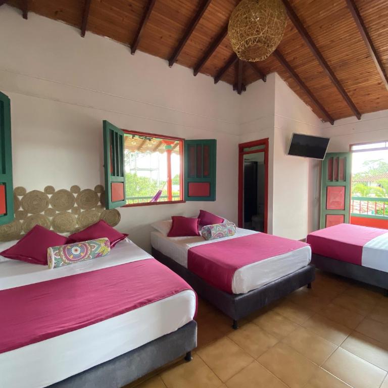 Casa Abba Hotel - Habitación Familiar con vistas al jardín - 8