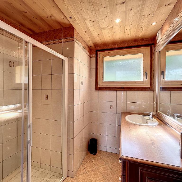Chalet 8 couchages à Combloux, Hiver à la saison, Été à la semaine - Chalet 3 Chambres - 7