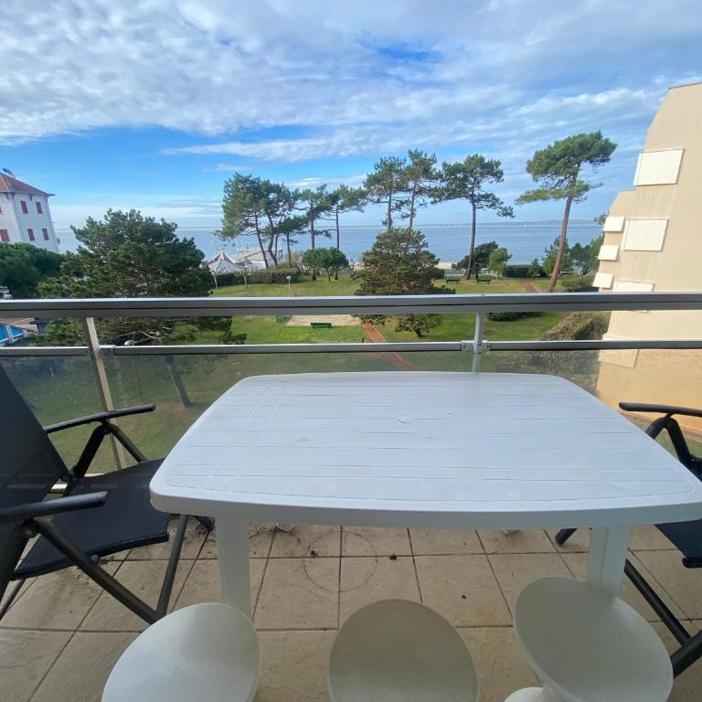 Appartement T2 bis avec balcon, parking et WIFI à Arcachon - FR-1-374-199 - Appartement - 2