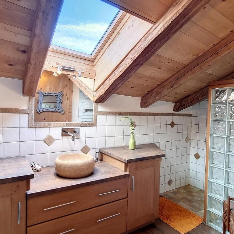 Bel Appartement à Cordon avec Vue Mont Blanc, Terrasse et Parking - Appartement 2 Chambres - 4