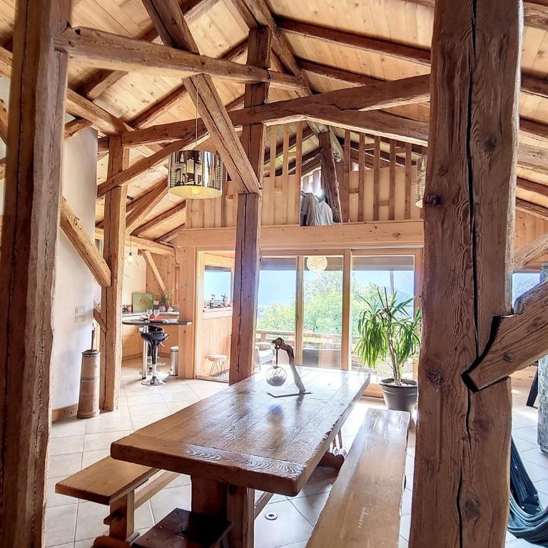 Bel Appartement à Cordon avec Vue Mont Blanc, Terrasse et Parking - Appartement 2 Chambres - 5