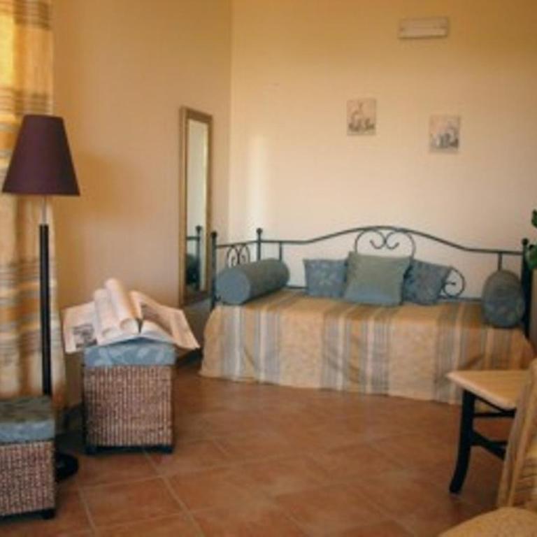 Residence Hotel La Commenda - Camera Tripla - 2