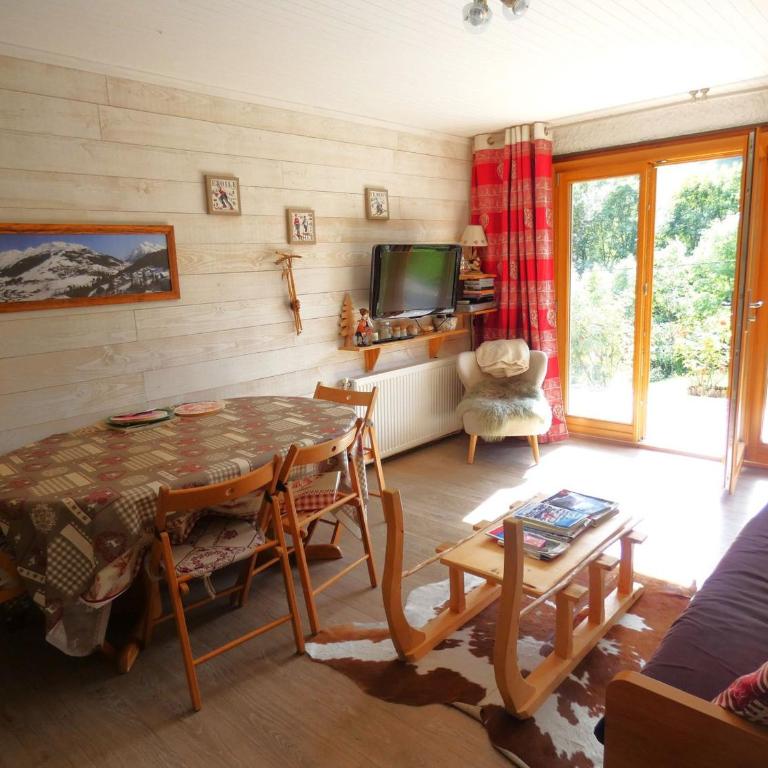 Appartement 6 pers, proche pistes, terrasse et parking inclus à La Clusaz - FR-1-459-217 - Apartamento - 2