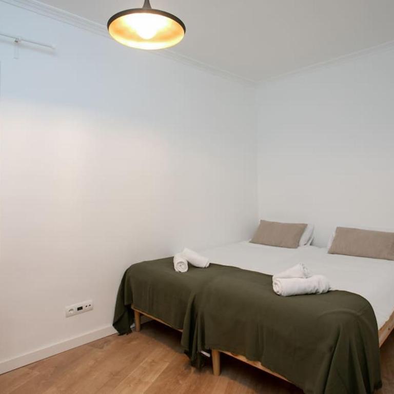 Canela Homes BARCELONA PADILLA - Three-Bedroom Apartment - 18