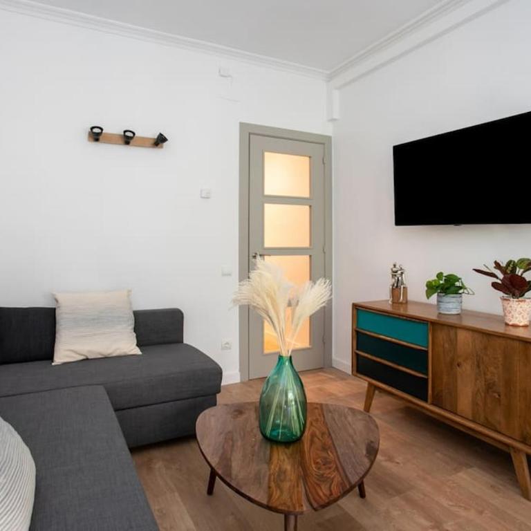 Canela Homes BARCELONA PADILLA - Three-Bedroom Apartment - 33