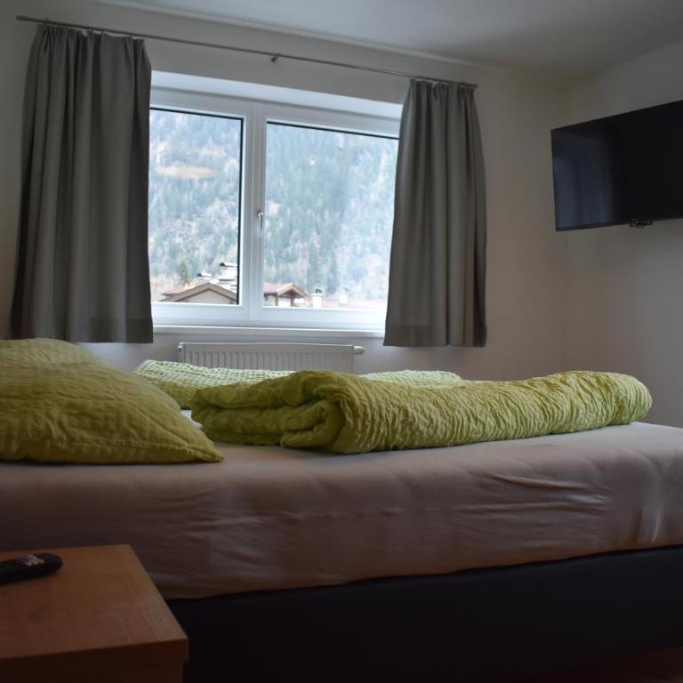 Ferienhaus Haueis - Apartment mit Blick auf die Berge - 12