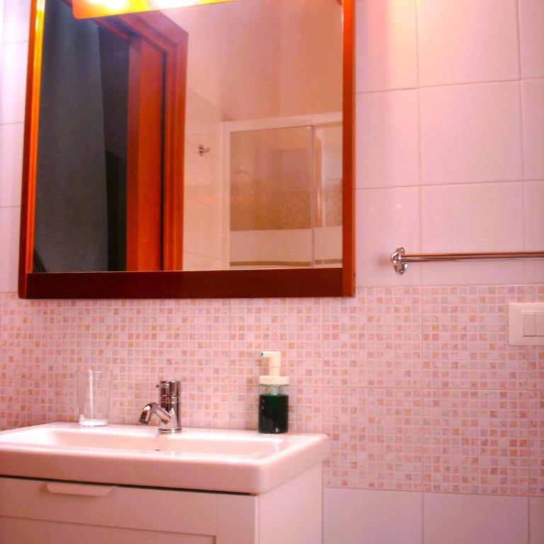 Fikus APT relax Castello Ursino - Apartment - Split Level - 17
