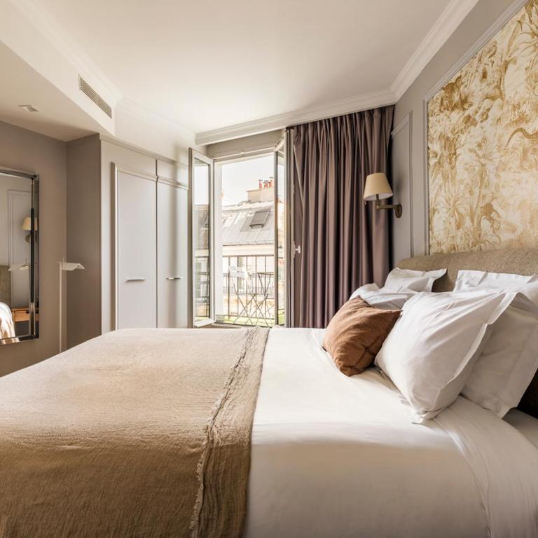 Hôtel Maison Pigalle - Chambre Élégance avec Balcon - 1