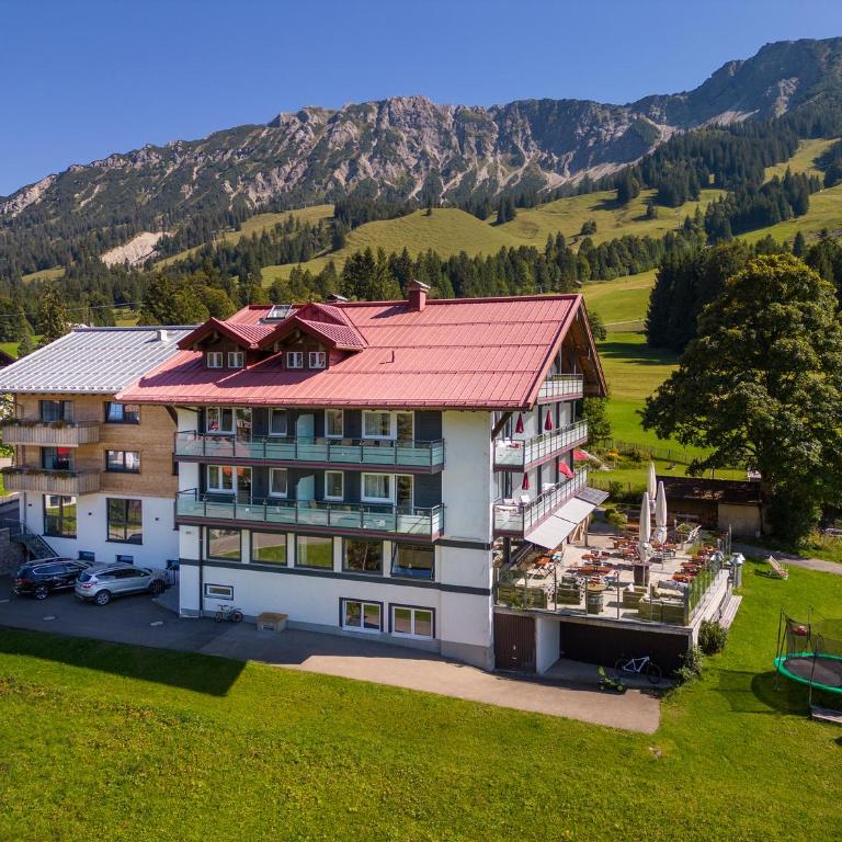 Bergzeit - Hotel & Appartements - Standard Doppelzimmer - 1