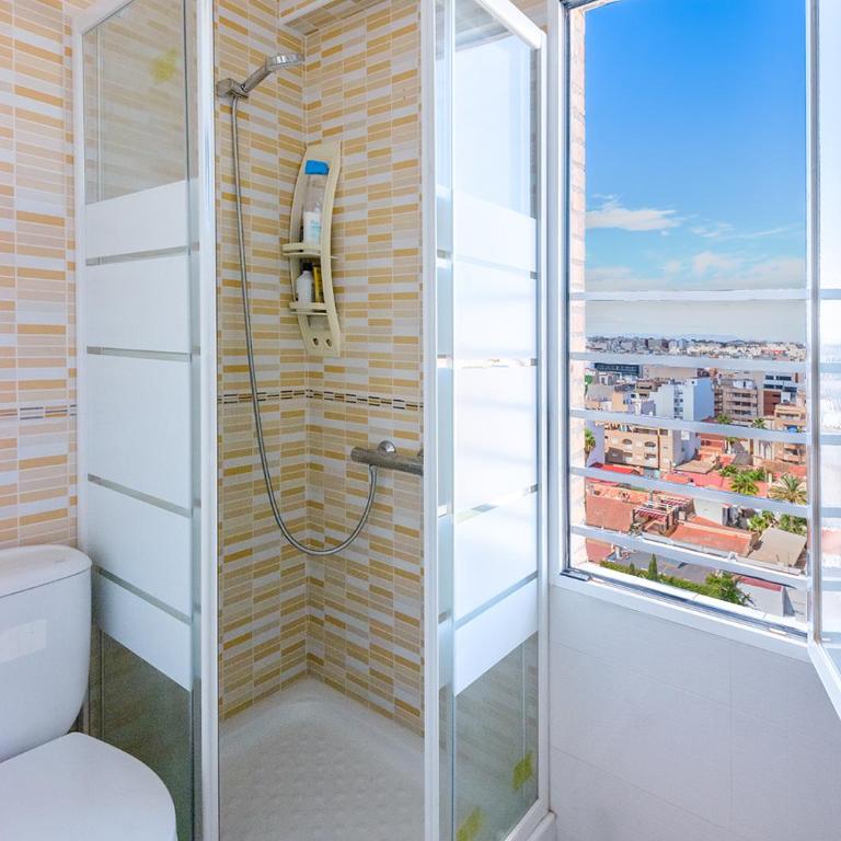 MARINASUNBEACH IMARES - Two-Bedroom Apartment - 32