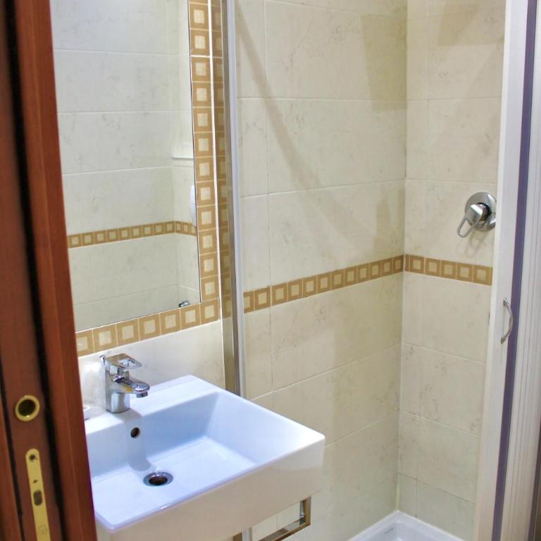 Hotel Fiorella Milano - Camera Singola Classic - 27