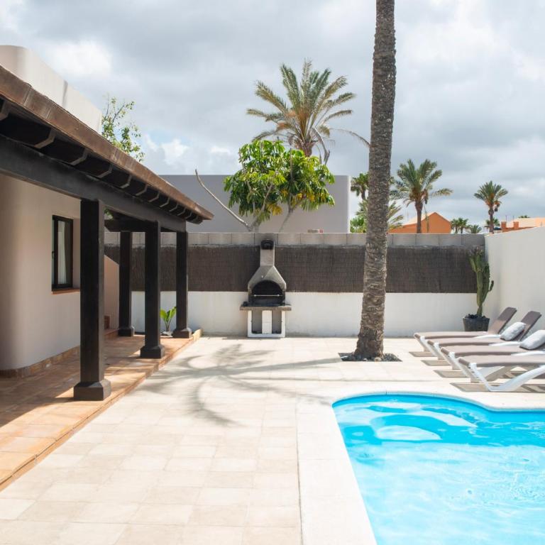 House BOHO PALM with PRIVATE HEATED POOL and garden, 3 bedrooms, Wi-Fi - Villa de 3 dormitorios - 34