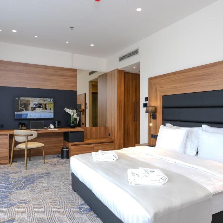 Hotel Vema - Deluks Dvokrevetna Soba sa Bračnim Krevetom - 1