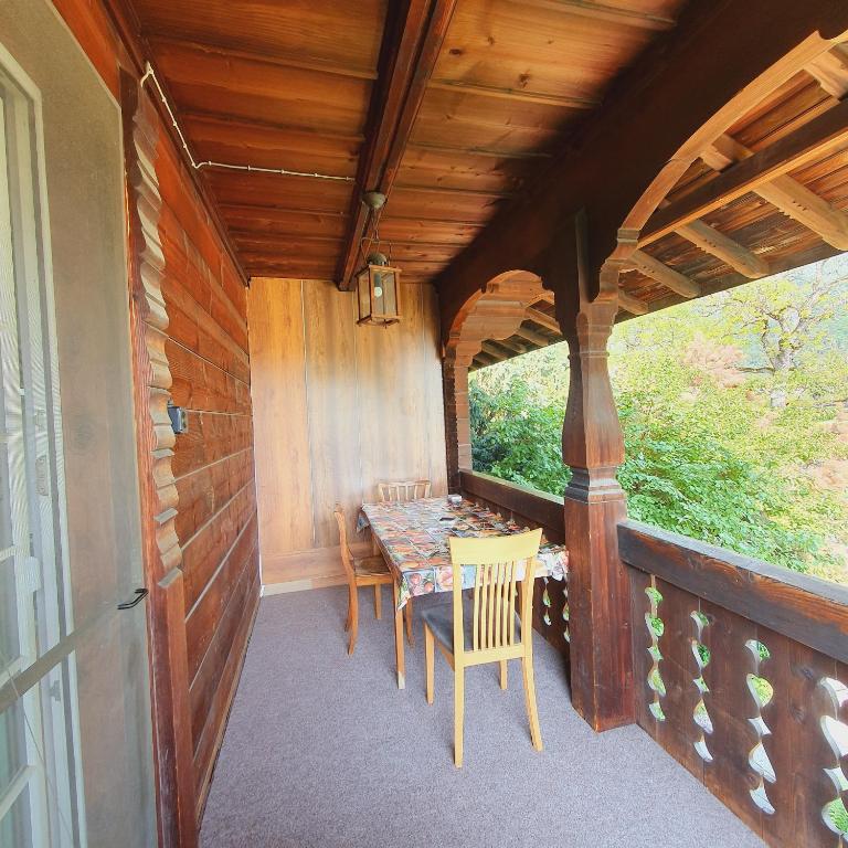Traditional Swiss-Flat - Appartement 2 Chambres - 38