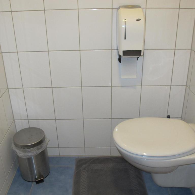 Gasthaus Adler - Doppelzimmer mit Gemeinschaftsbad - 7