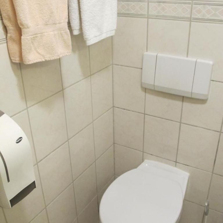 Gasthaus Adler - Doppelzimmer mit Terrasse - 3