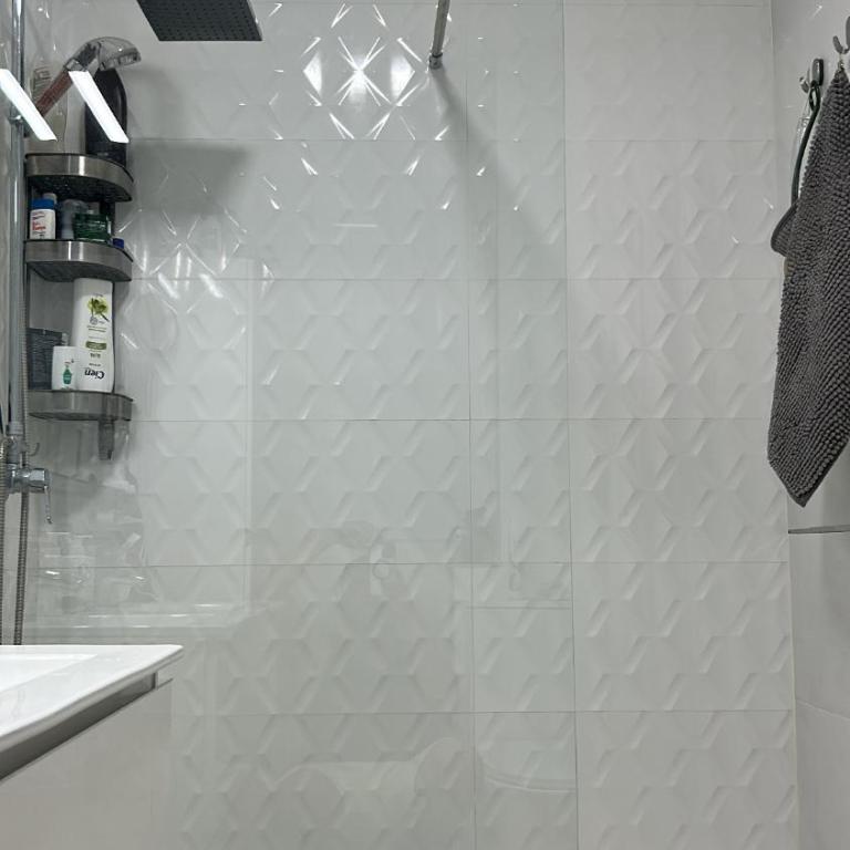 Precioso dormitorio en el centro de Torremolinos - Habitación Doble - 2