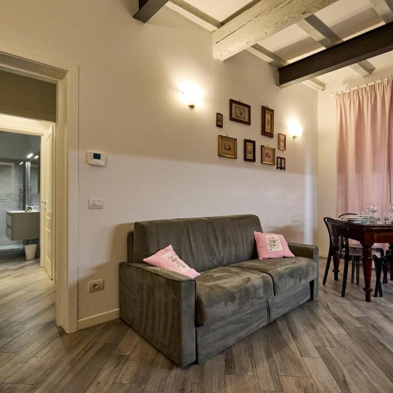 LA TORRE LUNGA -Smart Working- 150 m dalle-from Due Torri-Two Towers - One-Bedroom Apartment - 5