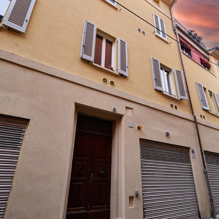 LA TORRE LUNGA -Smart Working- 150 m dalle-from Due Torri-Two Towers - One-Bedroom Apartment - 37