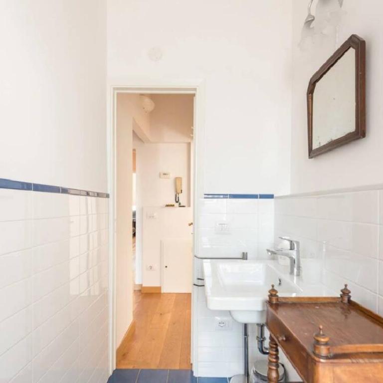 Airy One Bedroom With Terrace Near Palazzo Pitti - One-Bedroom Apartment - 9