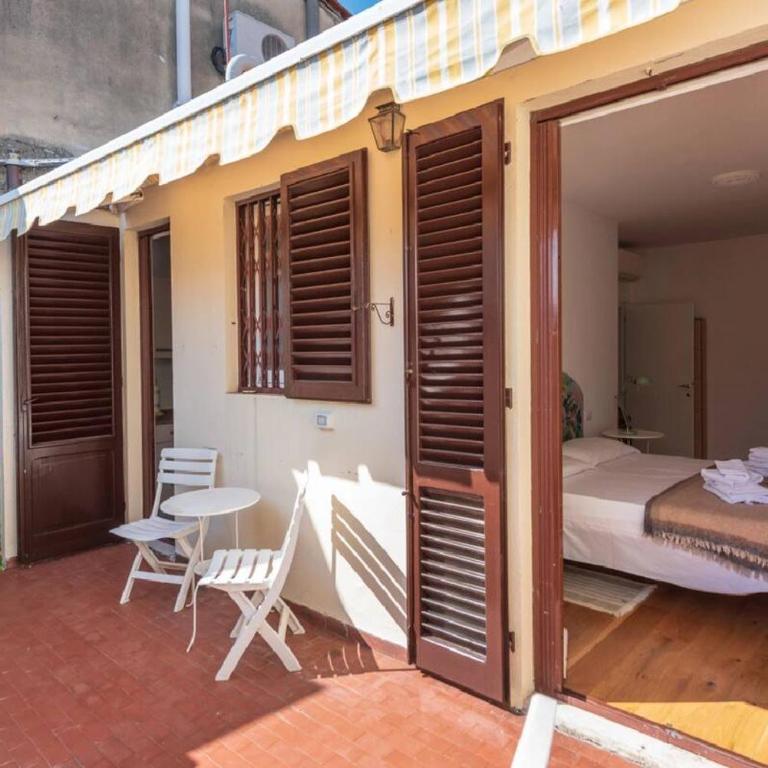 Airy One Bedroom With Terrace Near Palazzo Pitti - One-Bedroom Apartment - 18
