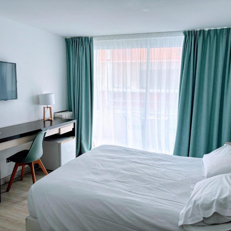 Brasilia Hôtel - Chambre Double - Vue Partielle sur Mer. - 4