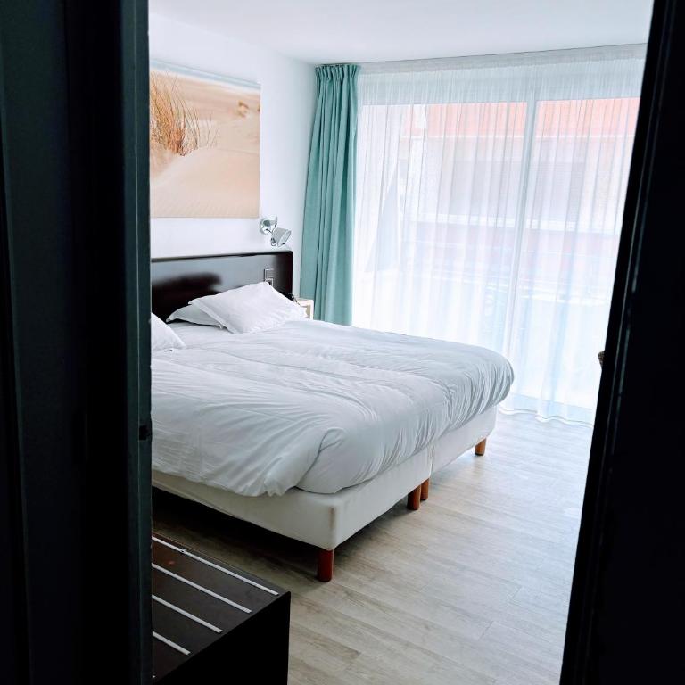 Brasilia Hôtel - Chambre Double - Vue Partielle sur Mer. - 3