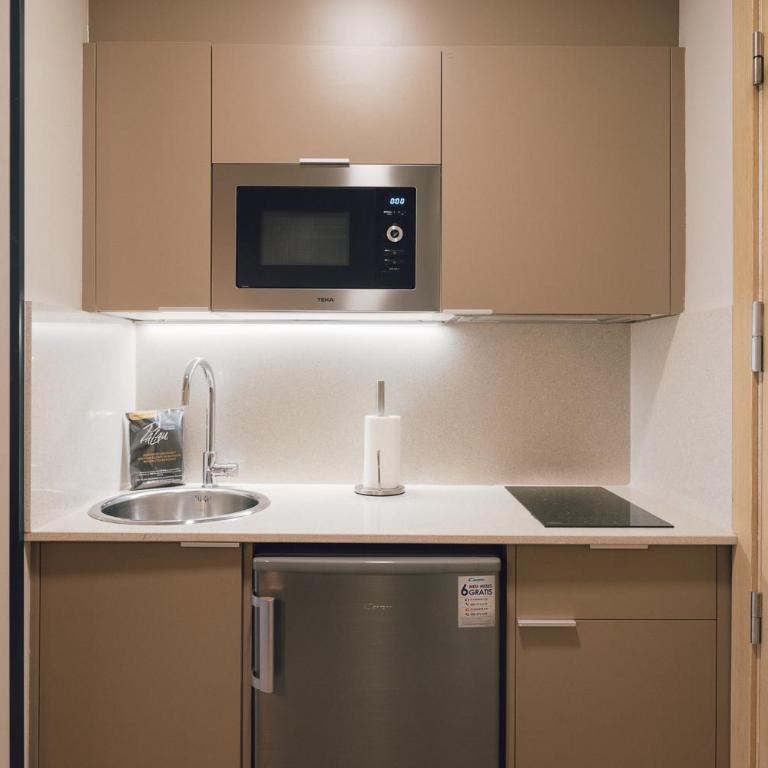 Palau Suites & Apartments - Premium Apartment - 3