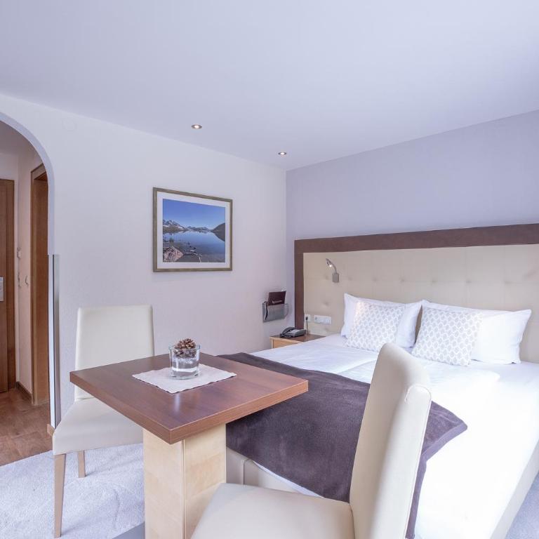 Patteriol Apart-Hotel-Garni - Deluxe Doppelzimmer - 3